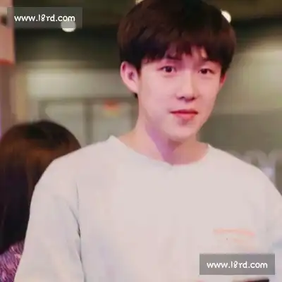 嵇嵘琚
